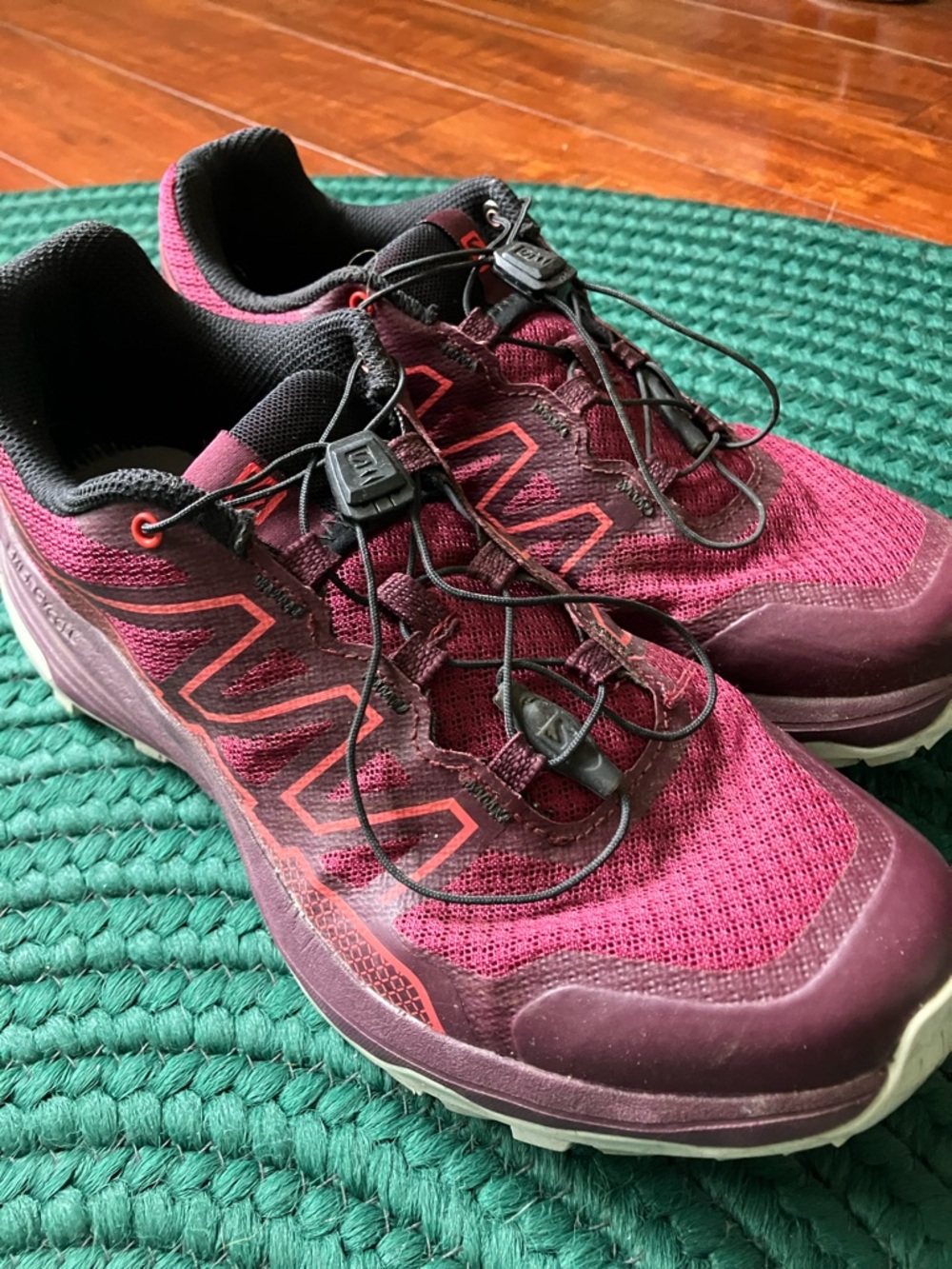 Salomon Women's Deep Pink/Magenta Trail Running Shoes